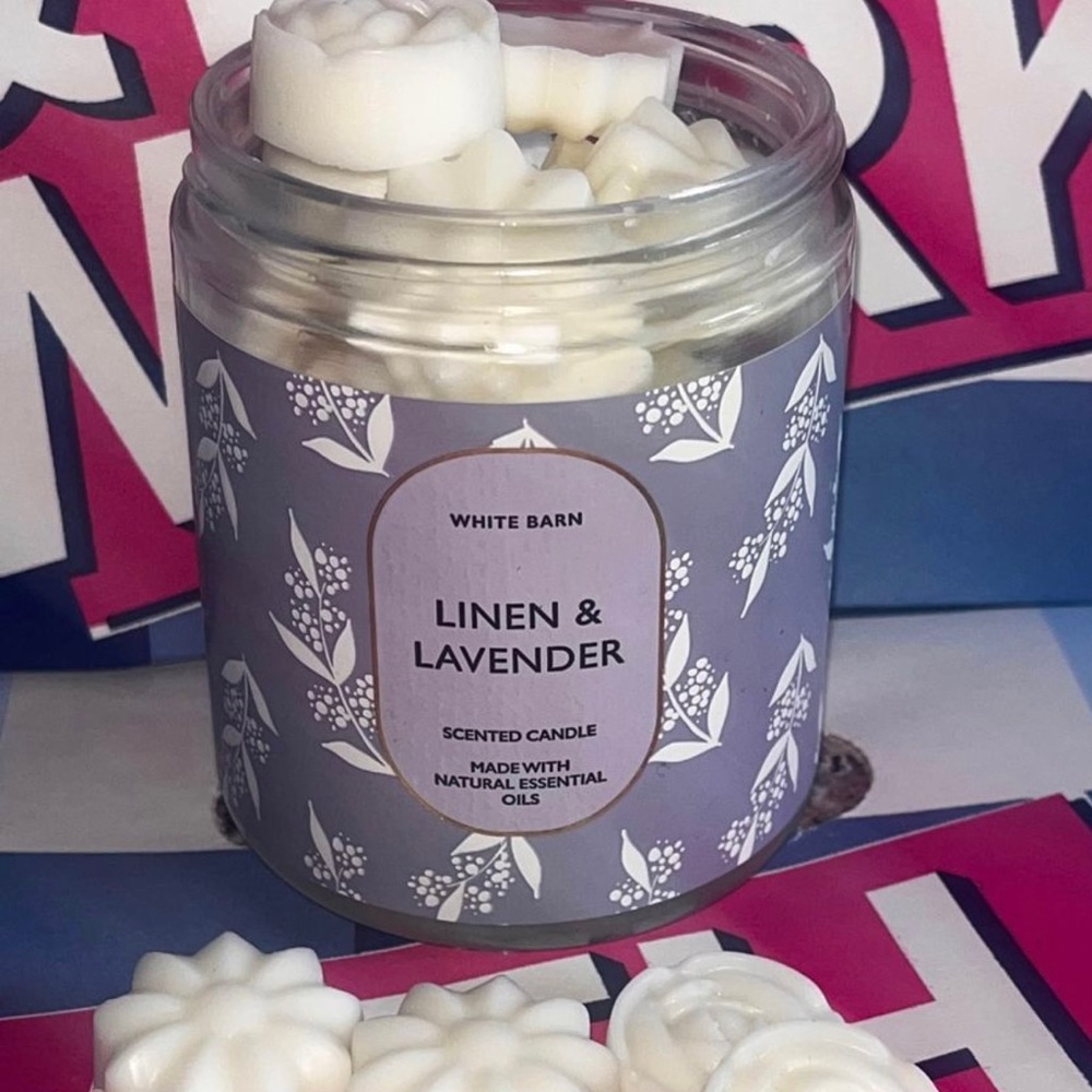 Bath and body Woks Linen Lavender candle wax melts - Picture 1 of 2